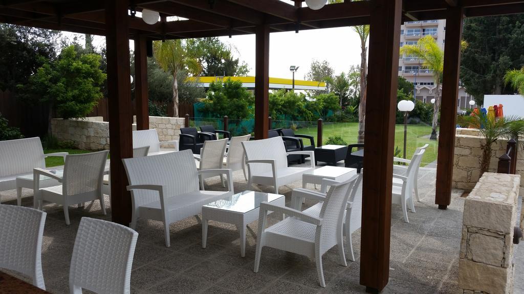 The Caravel Hotel Λεμεσός Εξωτερικό φωτογραφία