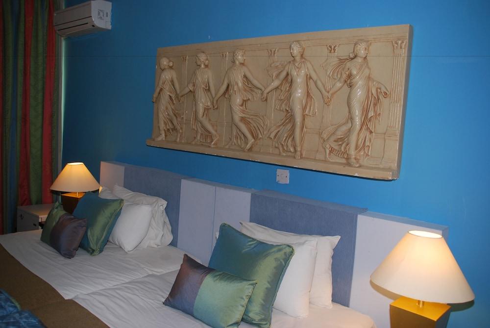 The Caravel Hotel Λεμεσός Εξωτερικό φωτογραφία