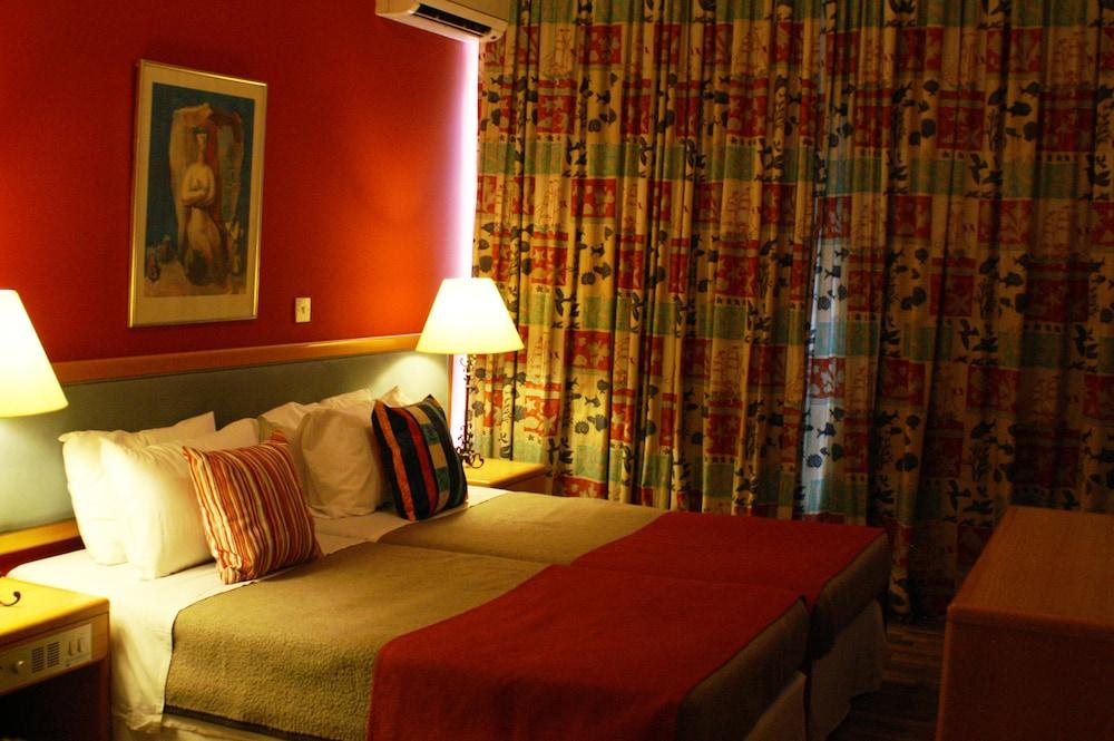 The Caravel Hotel Λεμεσός Εξωτερικό φωτογραφία