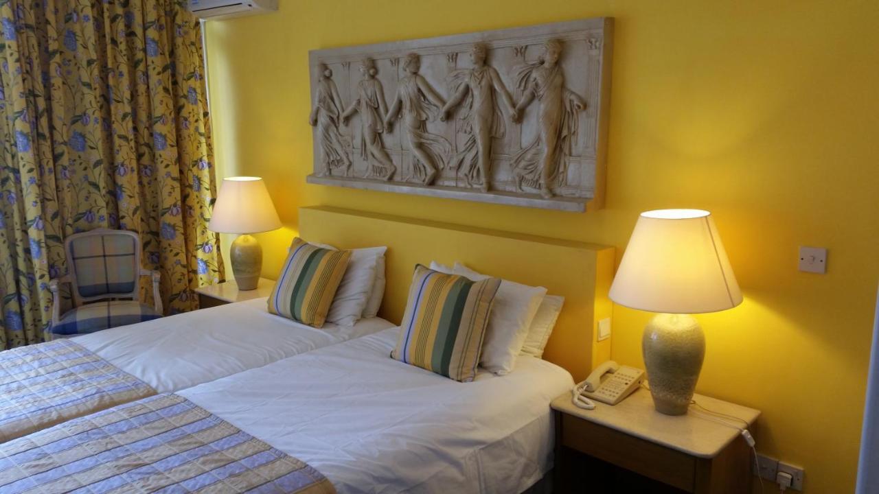 The Caravel Hotel Λεμεσός Δωμάτιο φωτογραφία